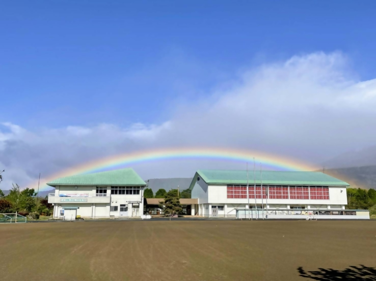 西山にかかる虹